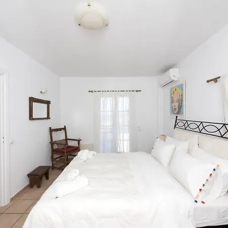 Victoria With Sea View And Two Private Pools Villa *