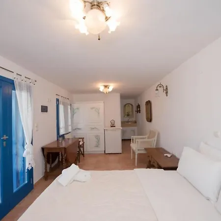 Villa Victoria With Sea View And Two Private Pools *
